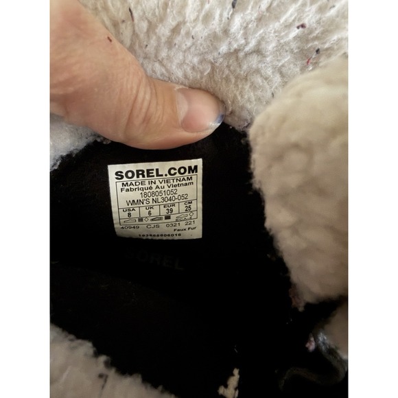 Sorel Women's Explorer Carnival Waterproof Insulated Winter Boots 8 - Picture 10 of 12